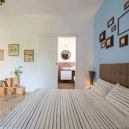 Oda ve Kahvaltı Fabula 3 With Private Bathroom *